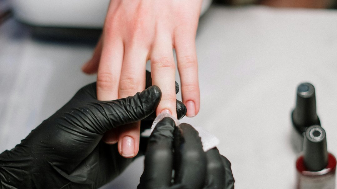 Manicura profesional - Foto 3